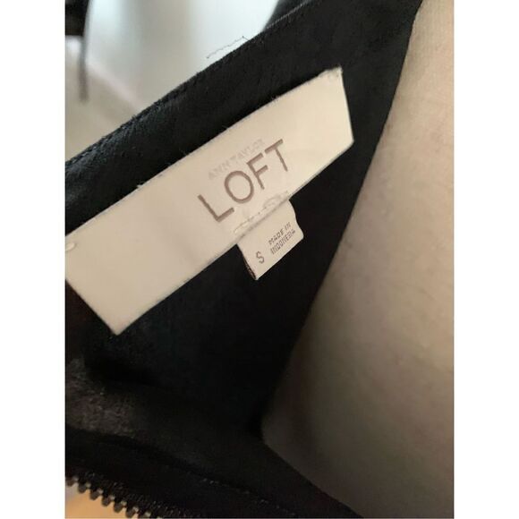 Loft black blouse size small - Picture 3 of 3